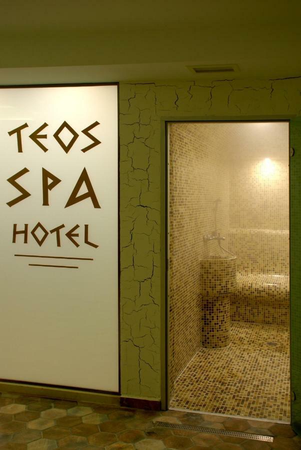 Family Hotel Teos Китен Екстер'єр фото